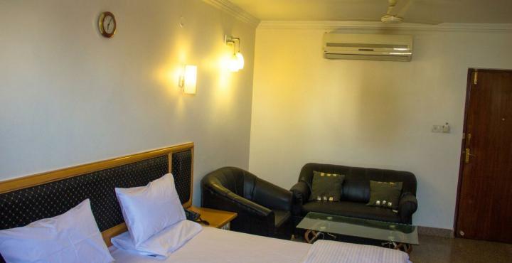 Oyo 539 Hotel Pearl Inn Bangalore Eksteriør bilde
