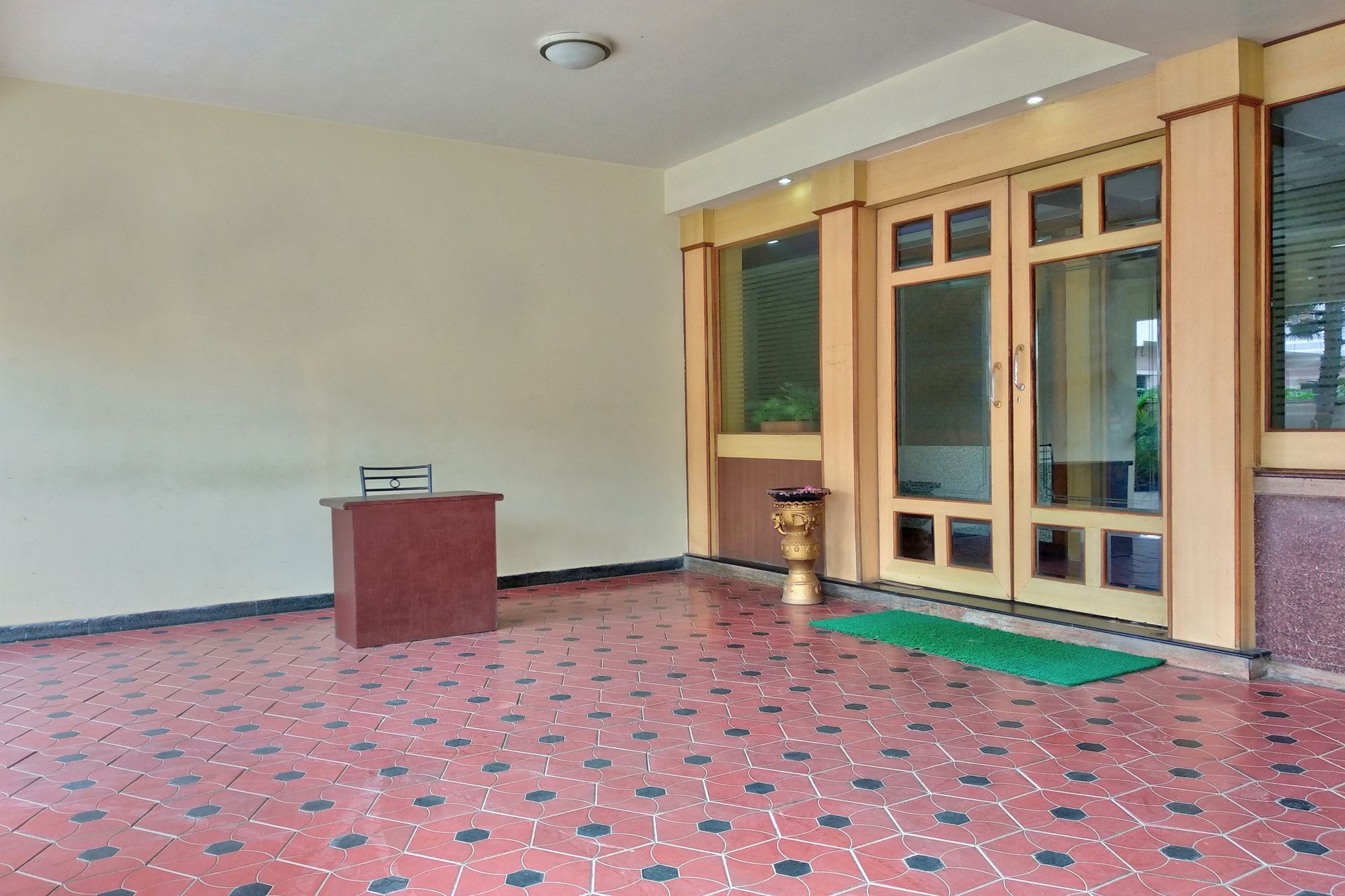 Oyo 539 Hotel Pearl Inn Bangalore Eksteriør bilde